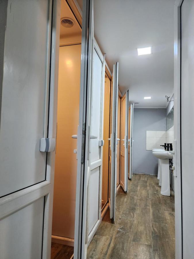 Gala Hostel Tbilisi ภายนอก รูปภาพ