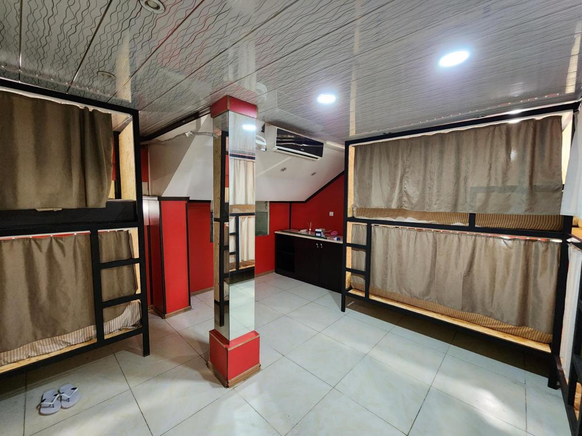 Gala Hostel Tbilisi ภายนอก รูปภาพ