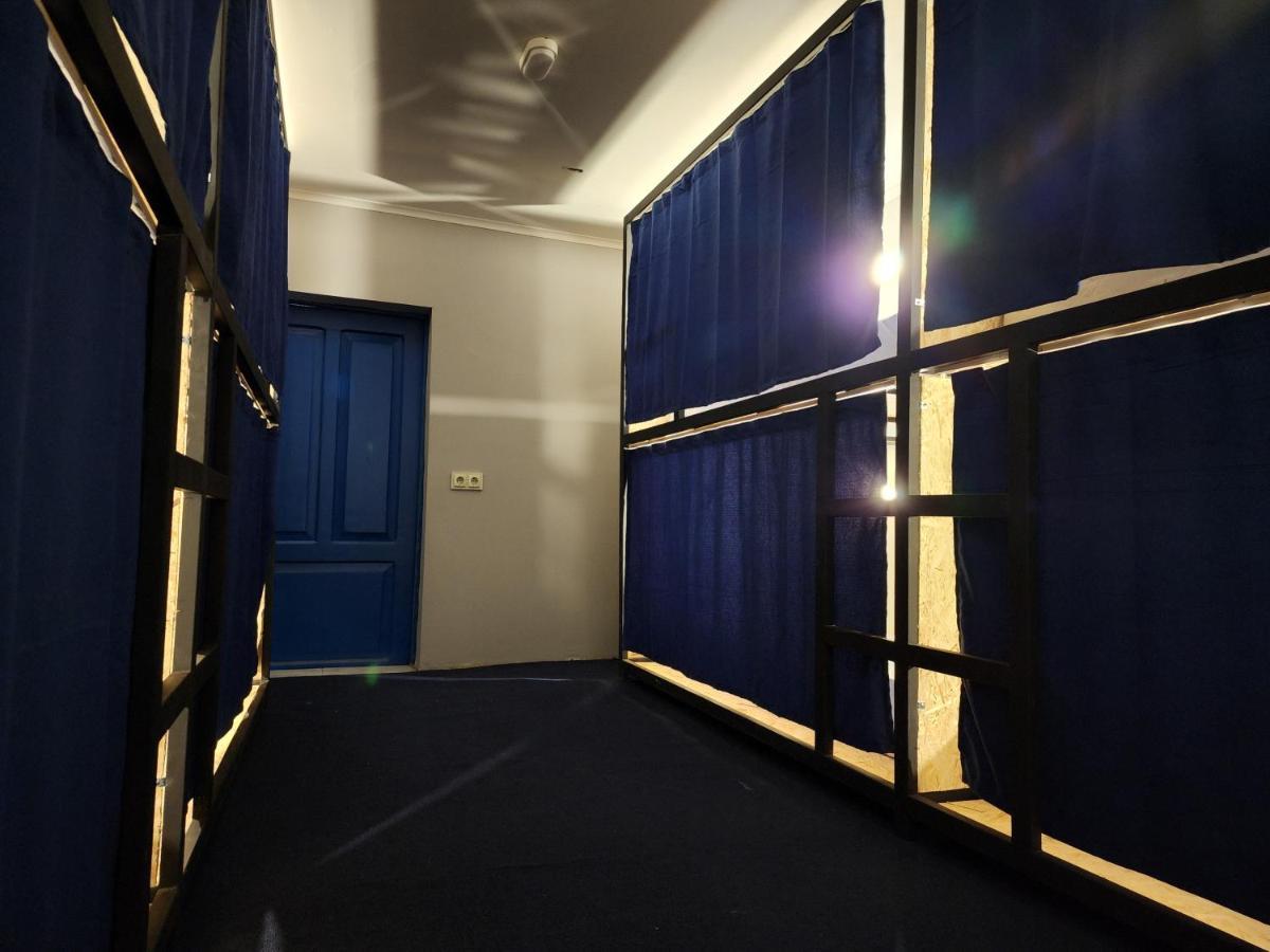 Gala Hostel Tbilisi ภายนอก รูปภาพ